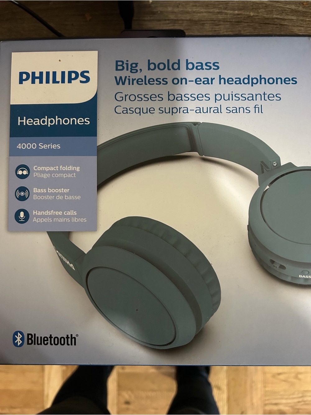 Philips Wireless On-Ear Headphones - Sage Green Matte